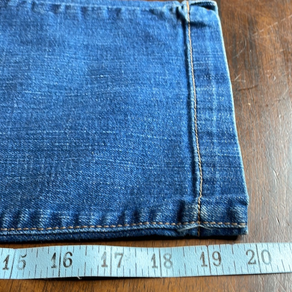 Code Bleu Denim Capris - Picture 8 of 8